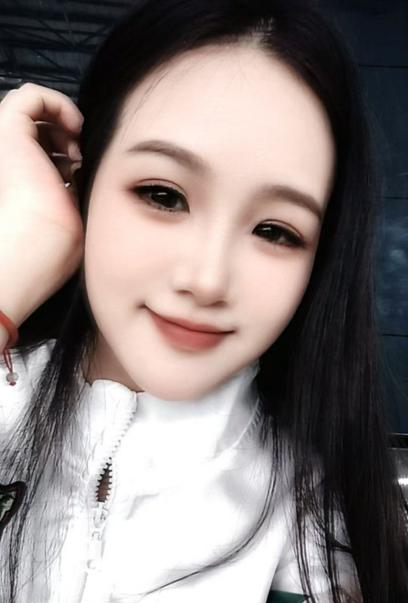 玉雕指导教师 线凤英