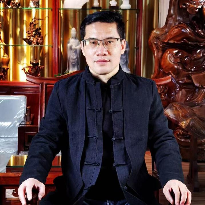 玉雕指导教师孙涛